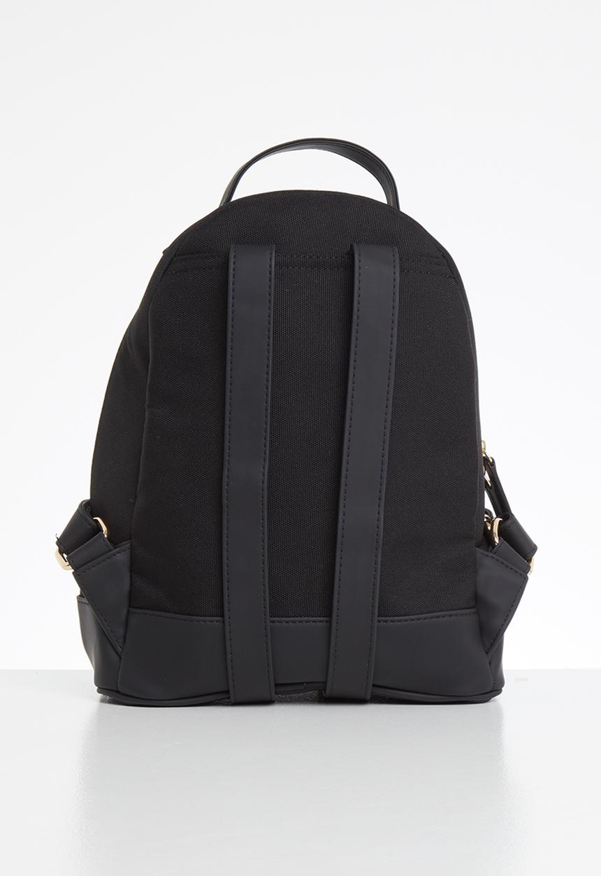 Kapten & Son - Alesund - all black