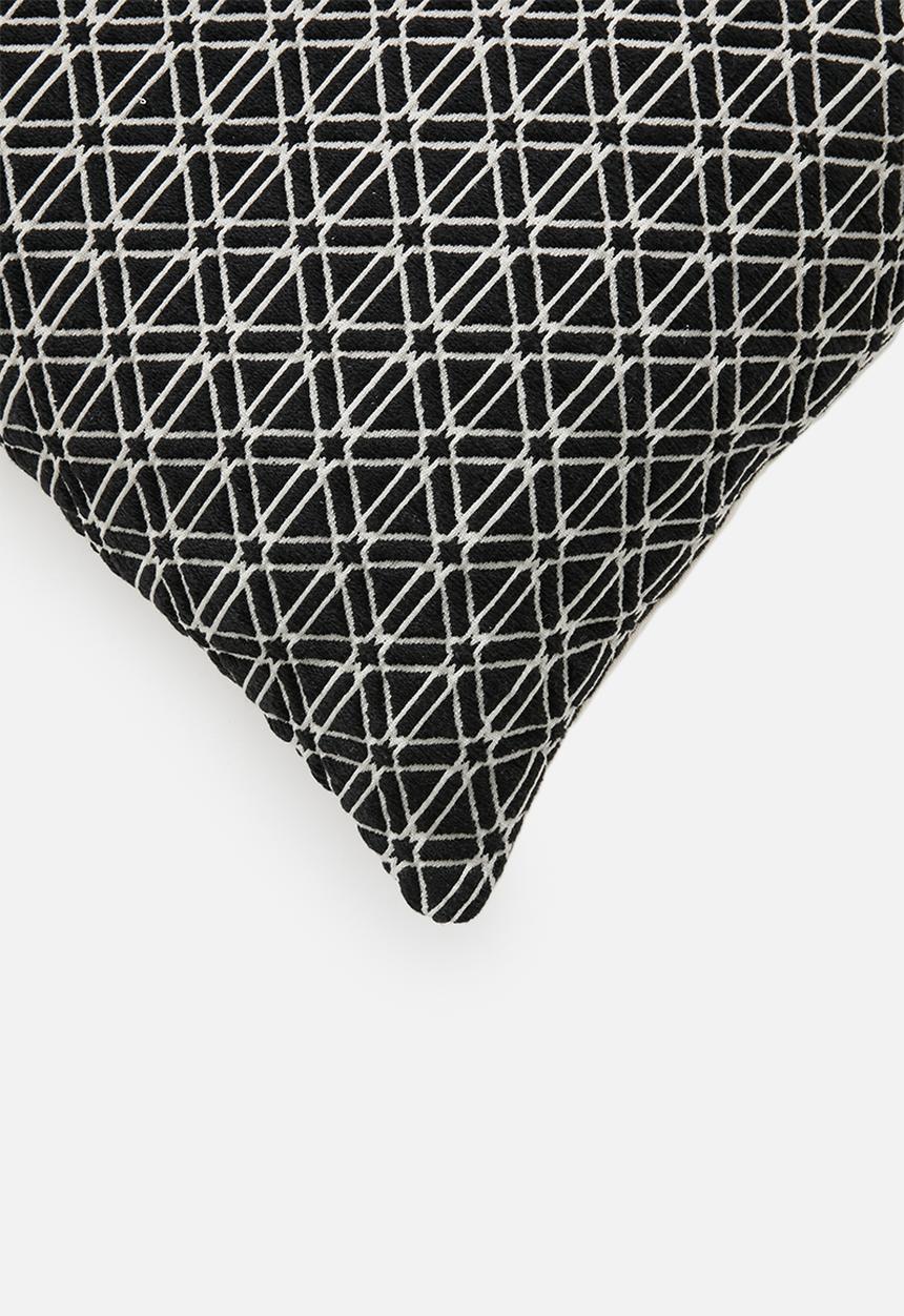 Sixth Floor - Fora cushion cover - black/white
