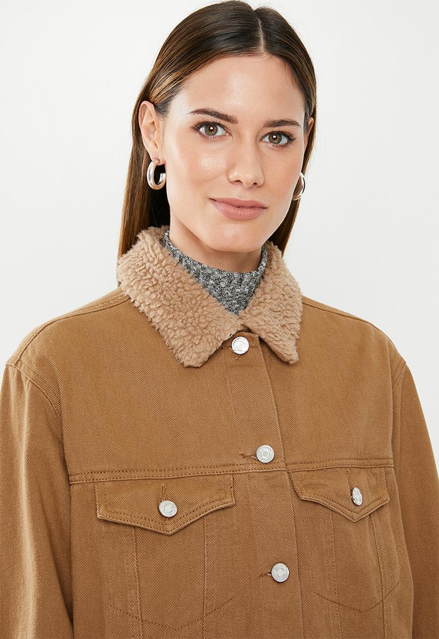 Missguided - Borg collar oversized denim jacket - tan