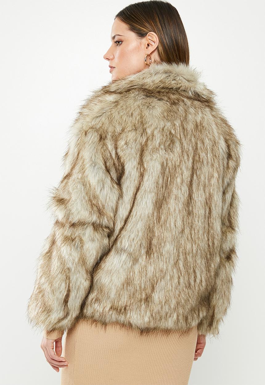 Missguided - Short vintage collar faux fur coat - brown