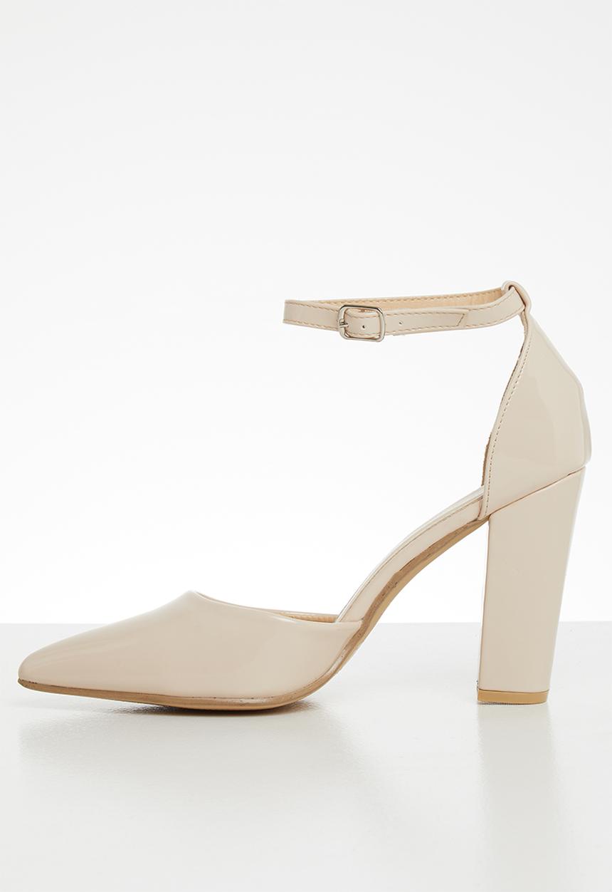 Superbalist - Rumi block court heel - neutral