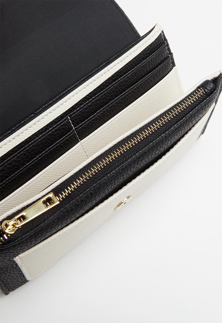 Call It Spring - Finderskeepers - black
