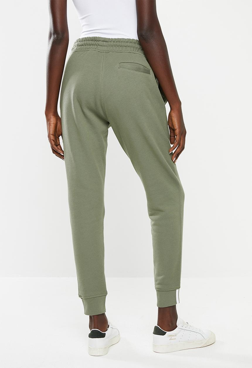 adidas Originals - R.y.v cuff pant - green