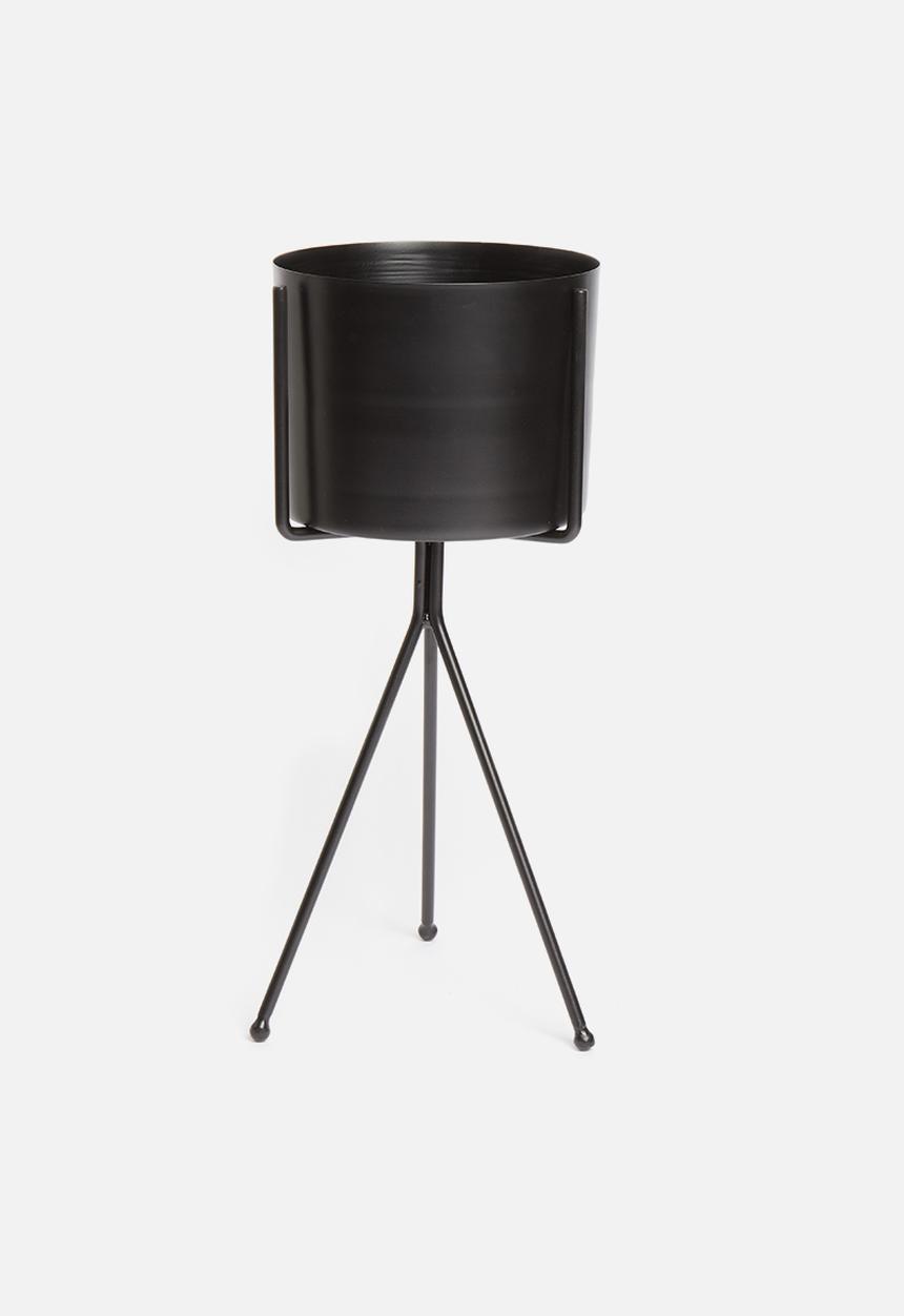 Sixth Floor - Bahati planter - black