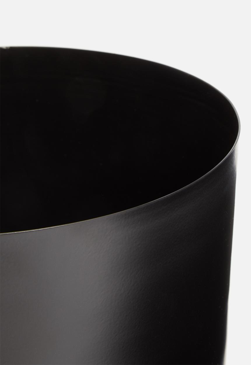 Sixth Floor - Bahati planter - black