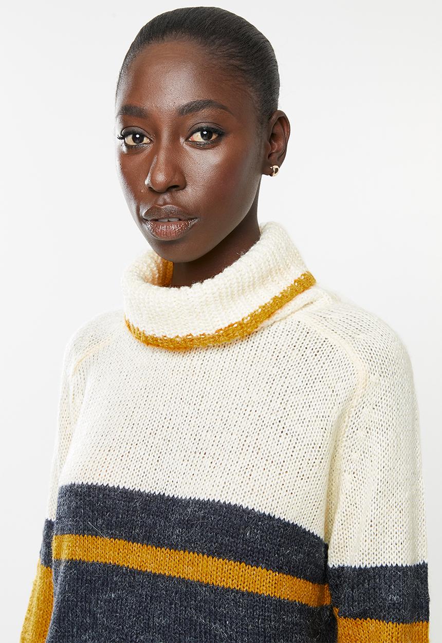 Jacqueline de Yong - Cordelia long sleeve Hi-neck pullover knit - multi