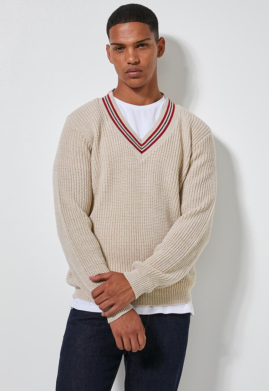 Superbalist - Chunky textured deep v-neck knit - beige