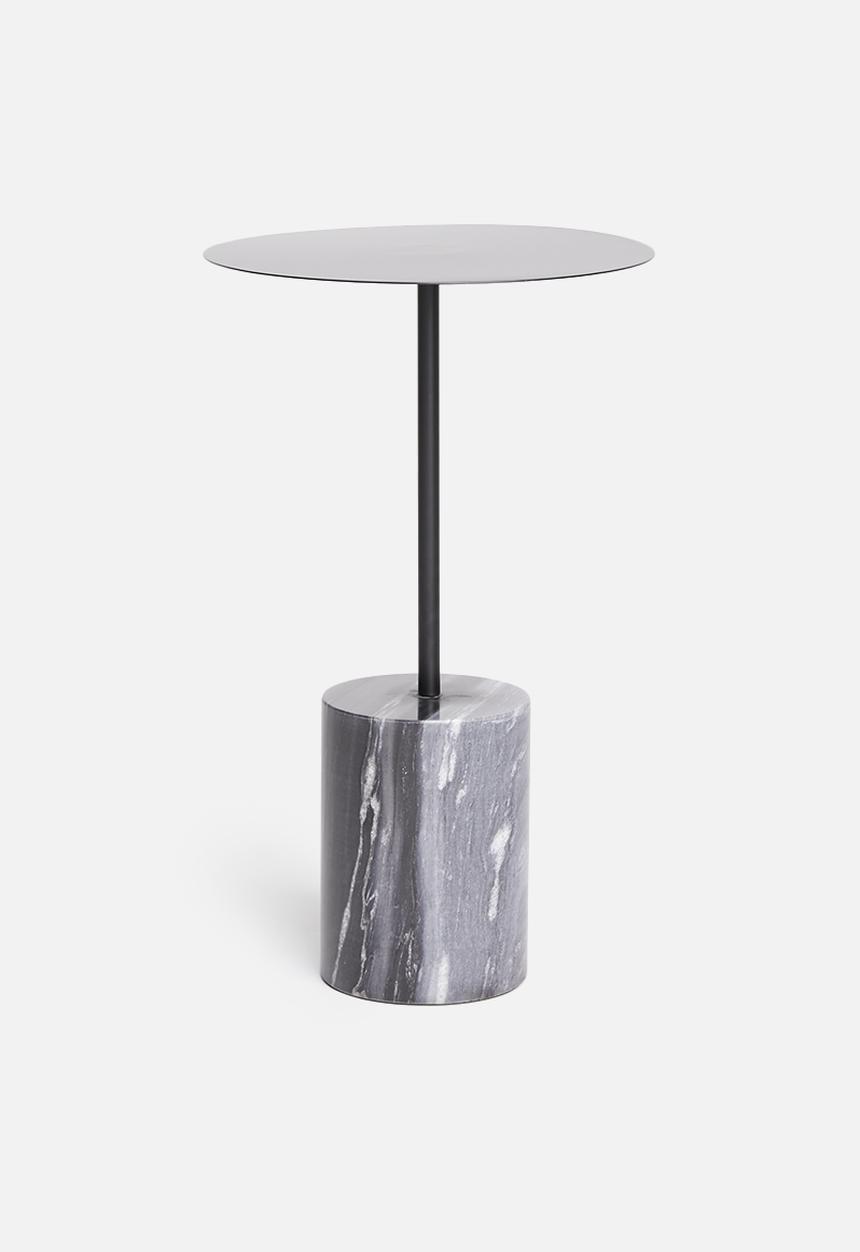 Sixth Floor - Lyanna side table - black