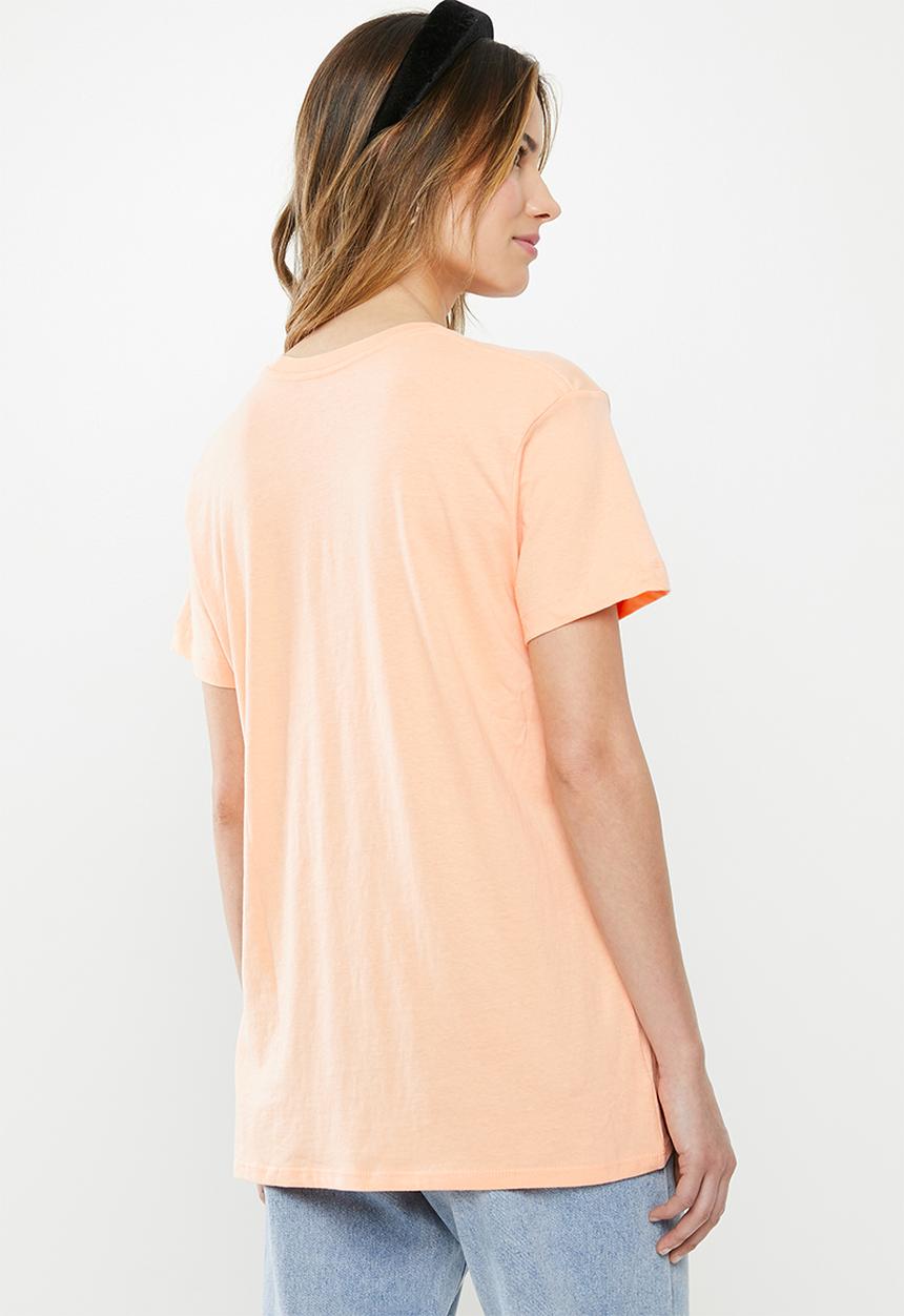 Cotton On - Classic slogan T-shirt everything has beauty - peach