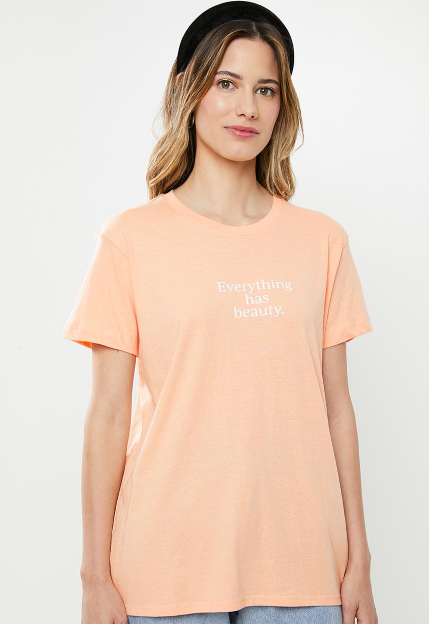 Cotton On - Classic slogan T-shirt everything has beauty - peach