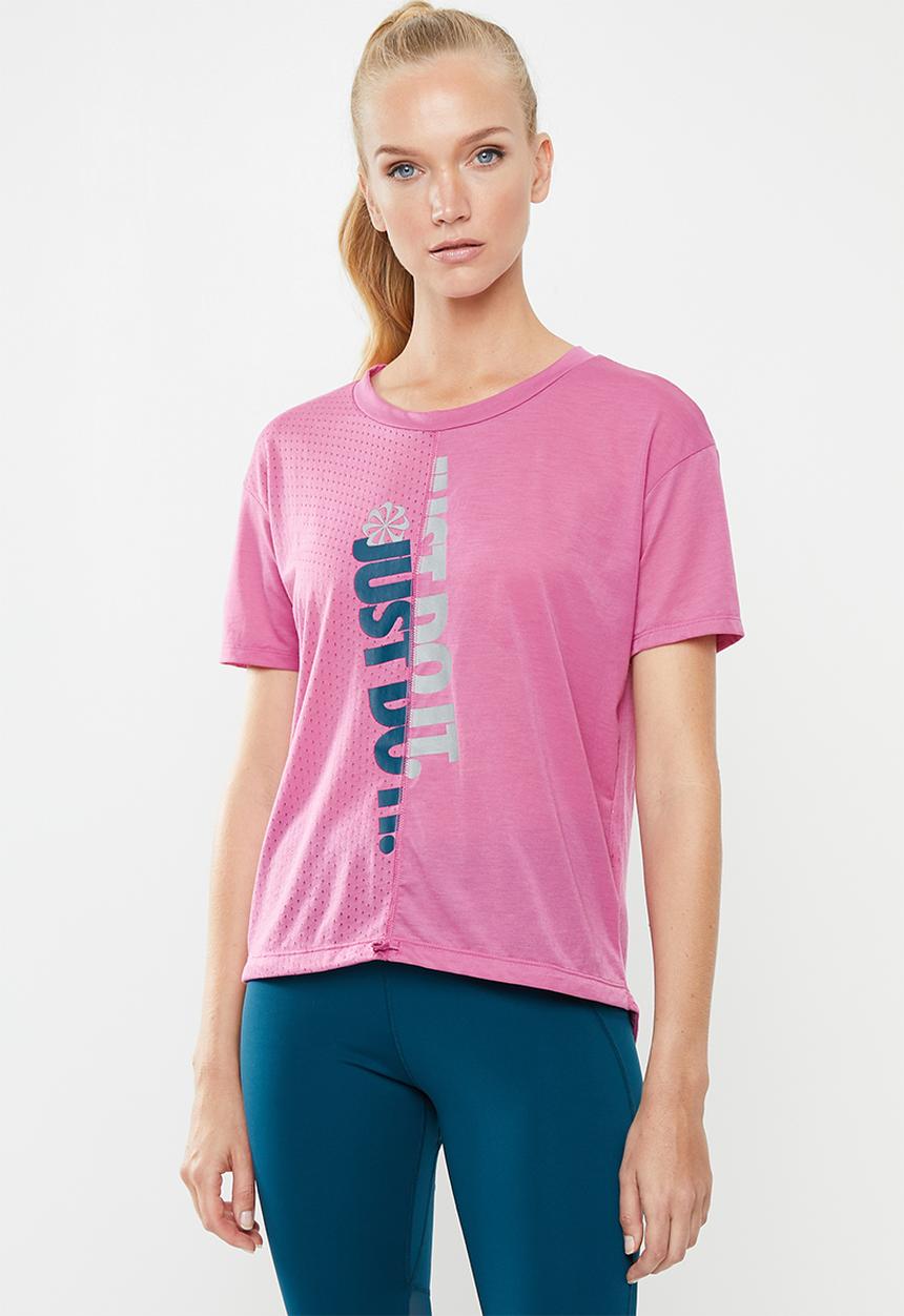 Nike - Nike short sleeve top - pink