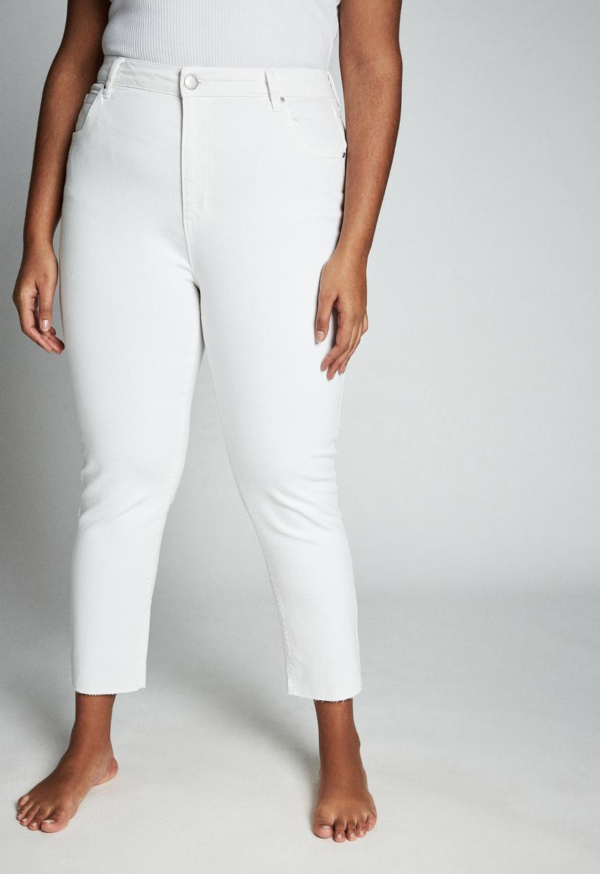 Cotton On - Curve taylor mom jeans - vintage white