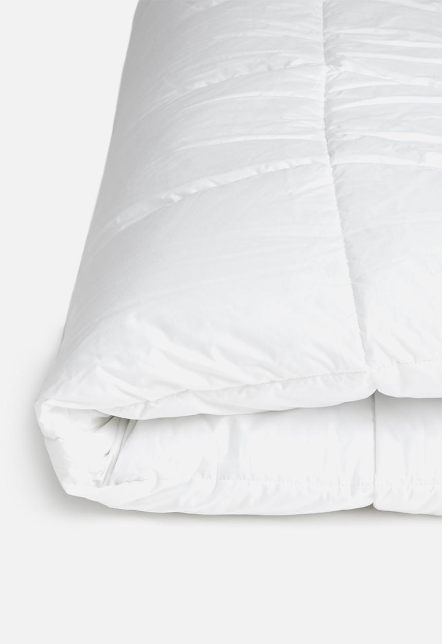 Sheraton Textiles - Sheradown synthetic feather & 100% cotton duvet inner