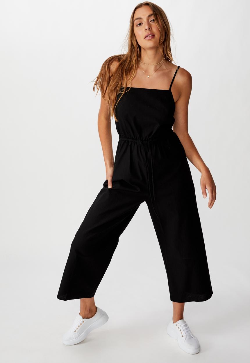Cotton On - Woven Amanda pinafore jumpsuit - black