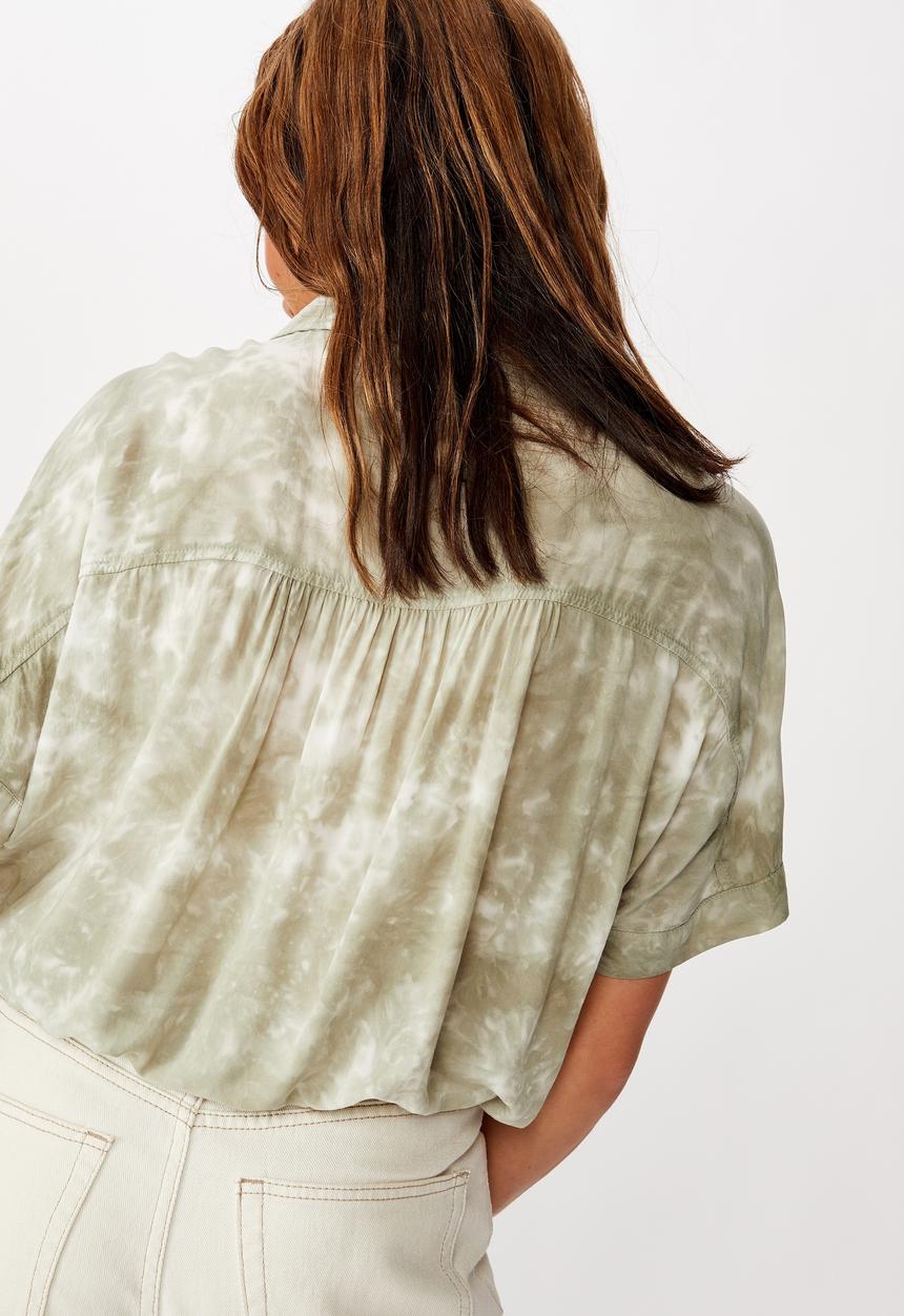 Cotton On - Epic tie front short sleeve shirt - khaki