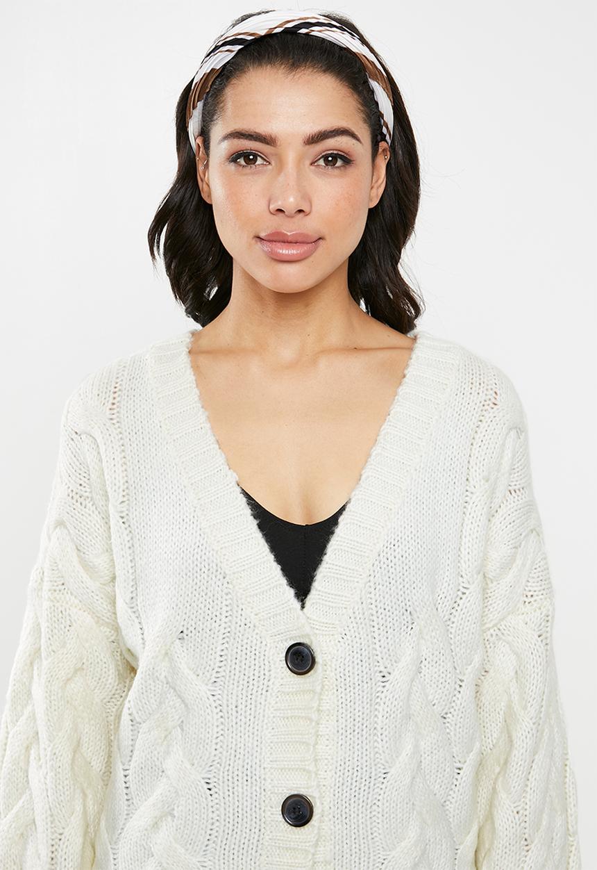 Missguided - Knitted cable cardi co-ord - white