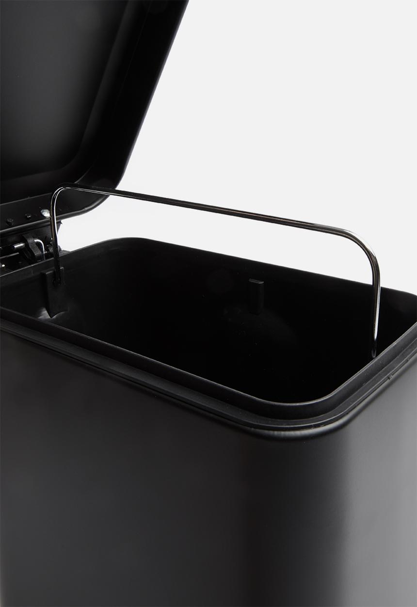 Bathroom Solutions - Bathroom 5 L pedal bin - black