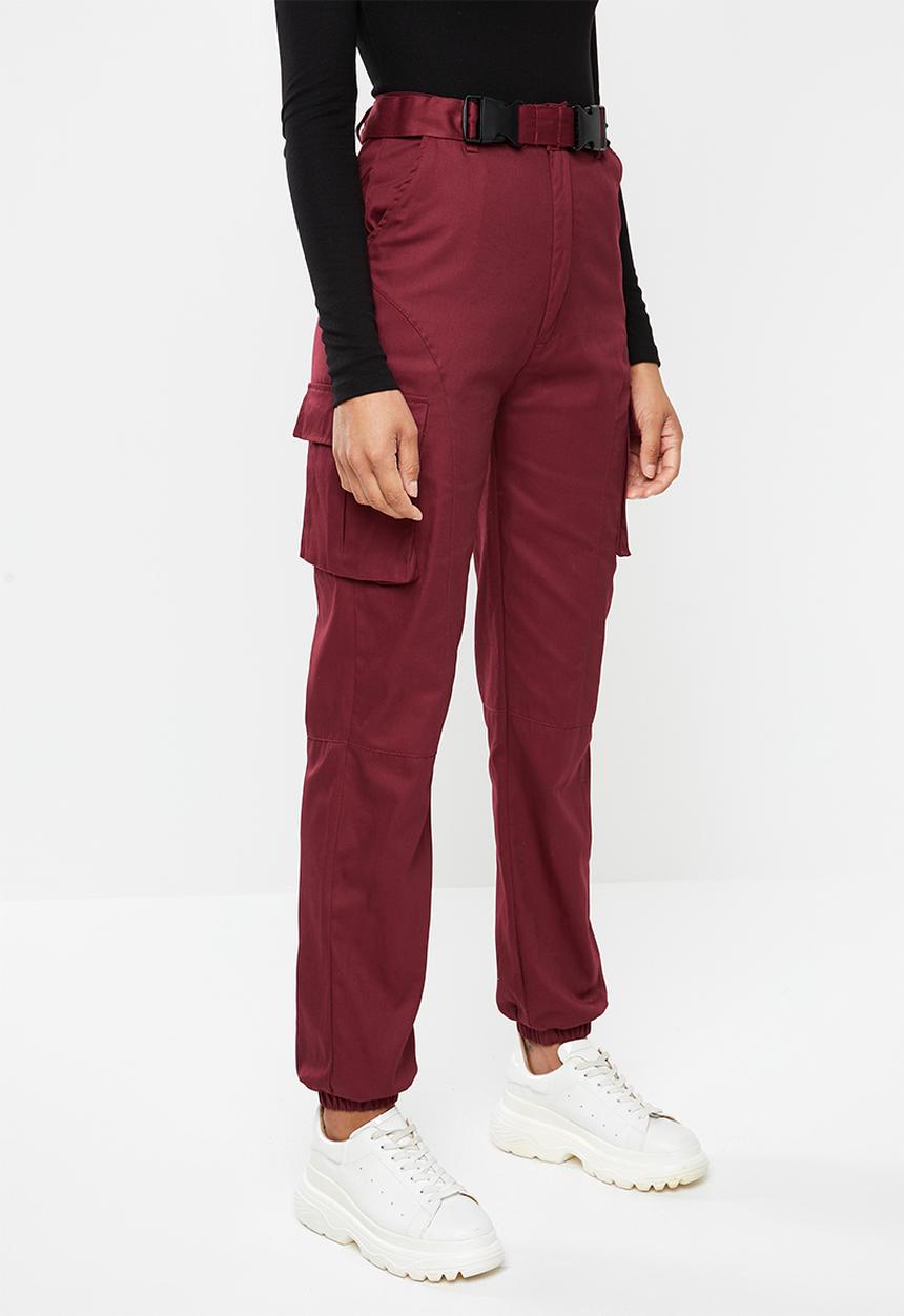 Missguided - Double buckle detail cargo trouser - burgundy
