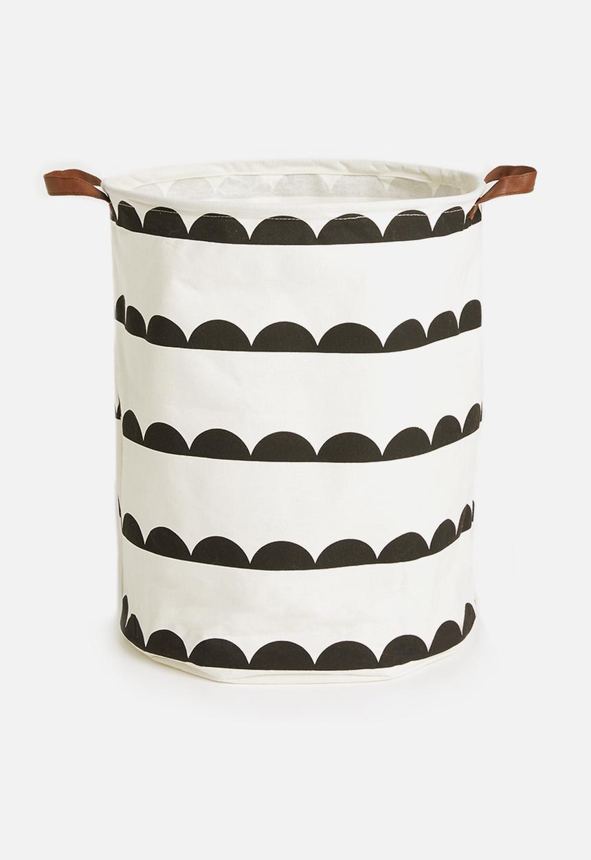 Sixth Floor - Half moon laundry basket - black & white