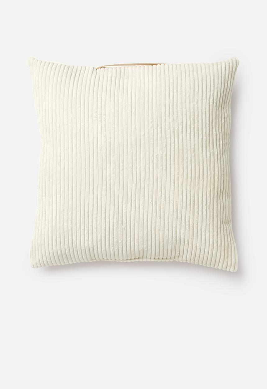 H&S - Corduroy cushion - cream