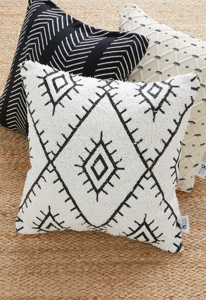 Sixth Floor - Harmony tufted cushion cover - white
