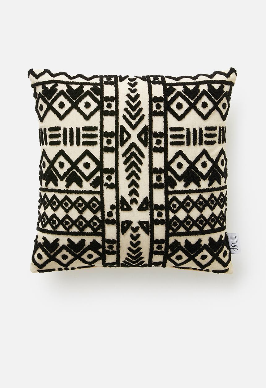 Sixth Floor - Tribal tufted cushion cover - black & white