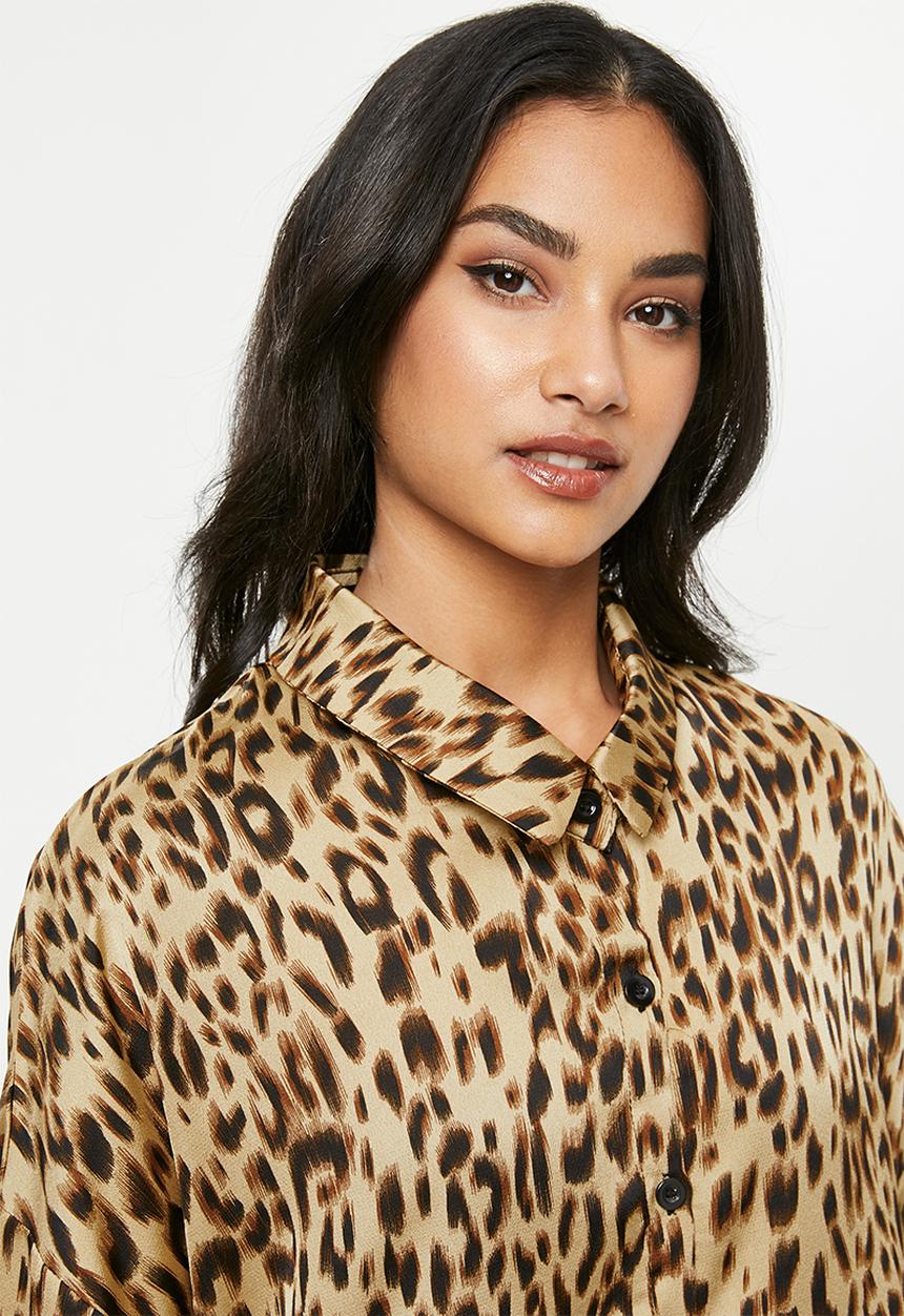 Missguided - Petite oversized leopard shirt dress - brown & black 