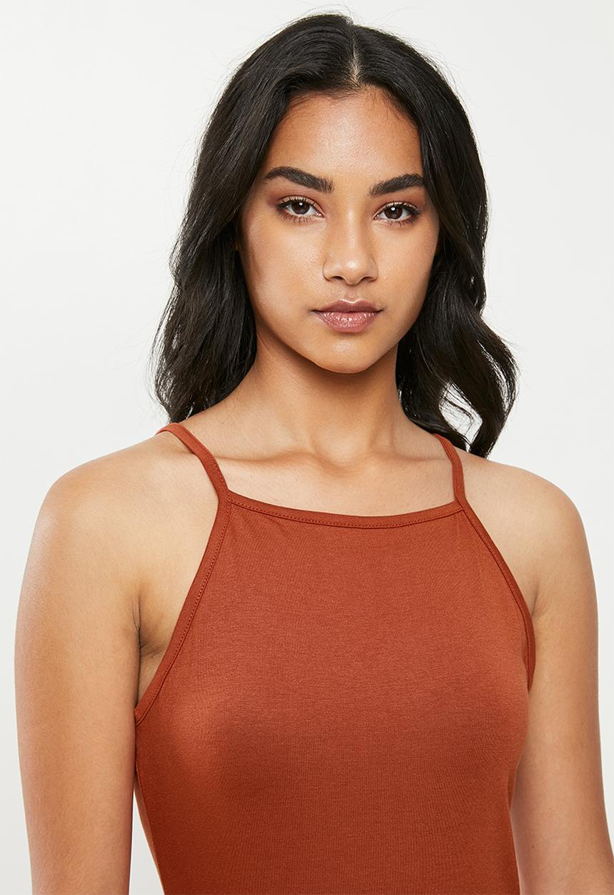 Missguided - Petite basic high neck maxi dress - rust