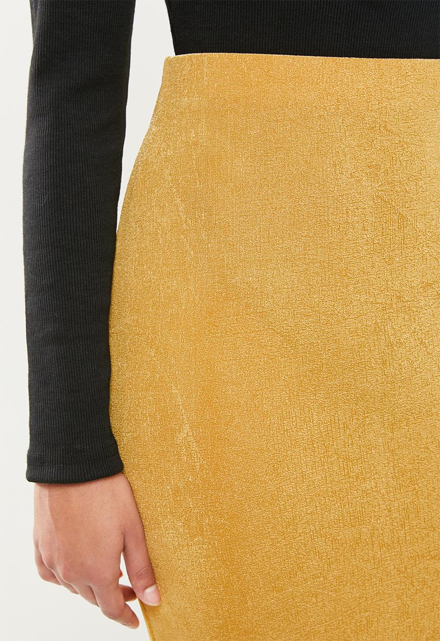 Missguided - Petite slinky slip midi skirt - mustard