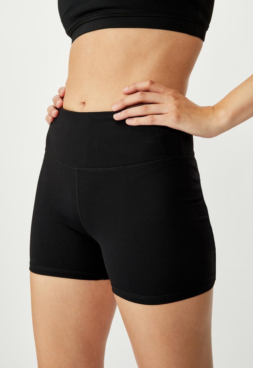 Cotton On - Highwaisted shortie short - black