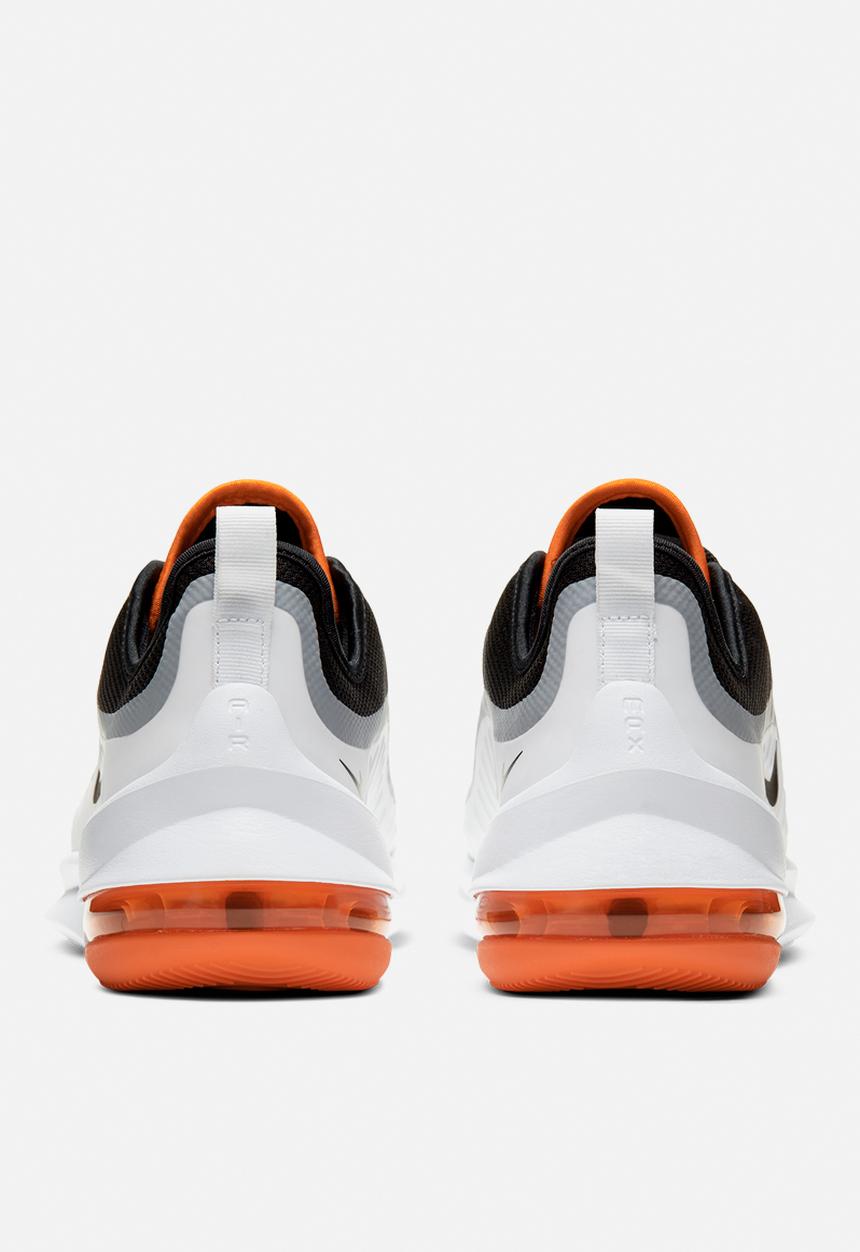 Nike - Air Max Axis - black-white-magma orange