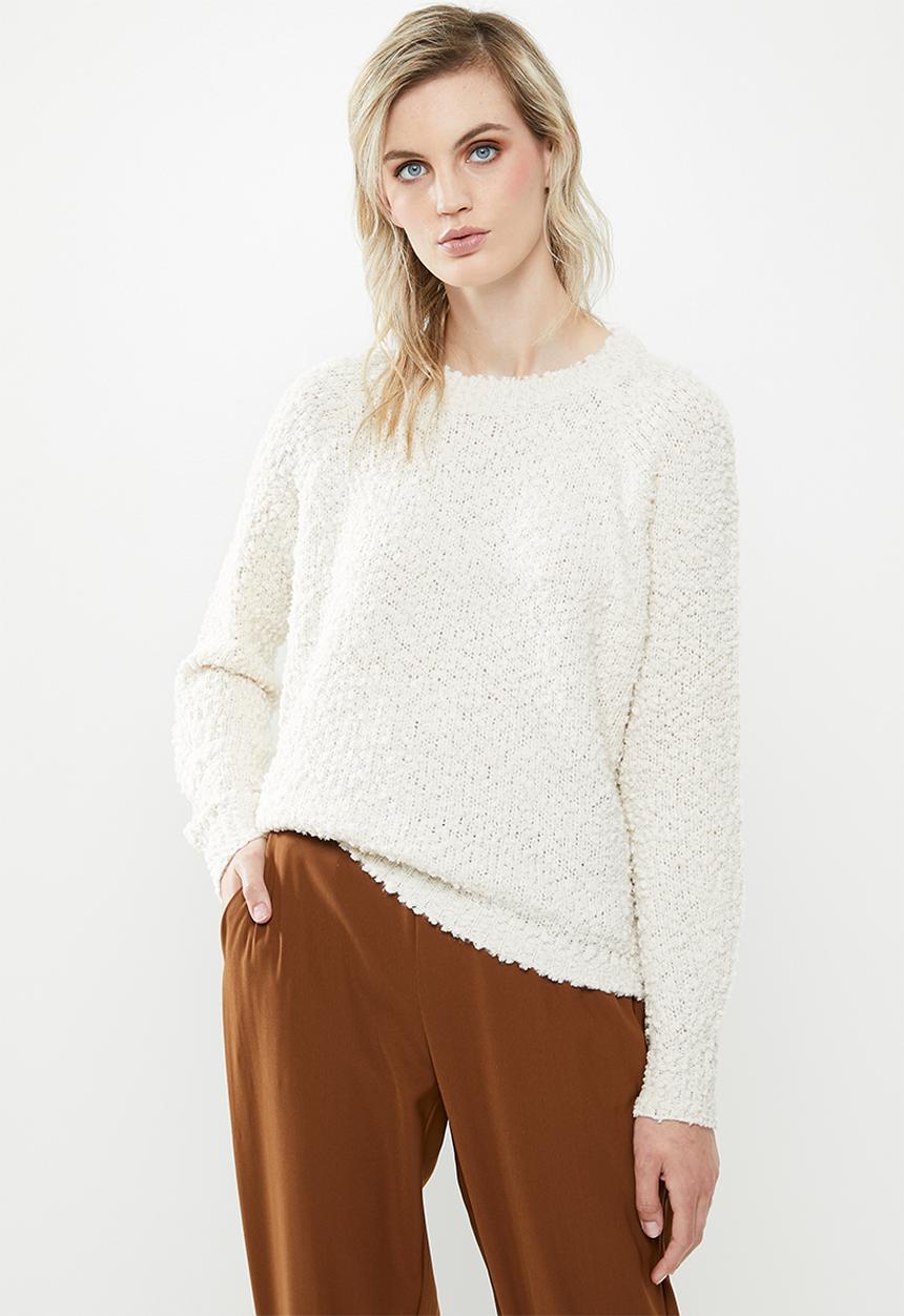 Vero Moda - Agnes o-neck blouse - cream