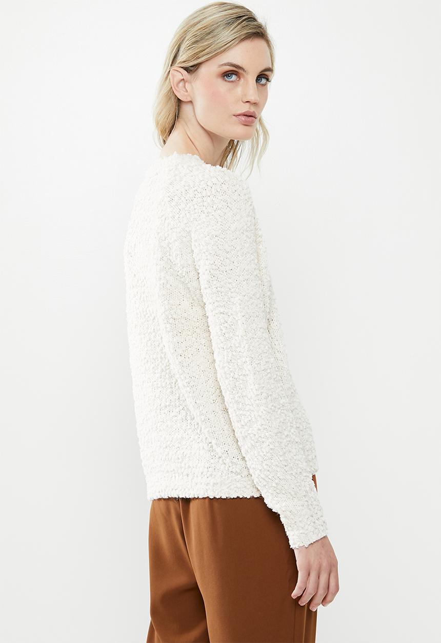 Vero Moda - Agnes o-neck blouse - cream