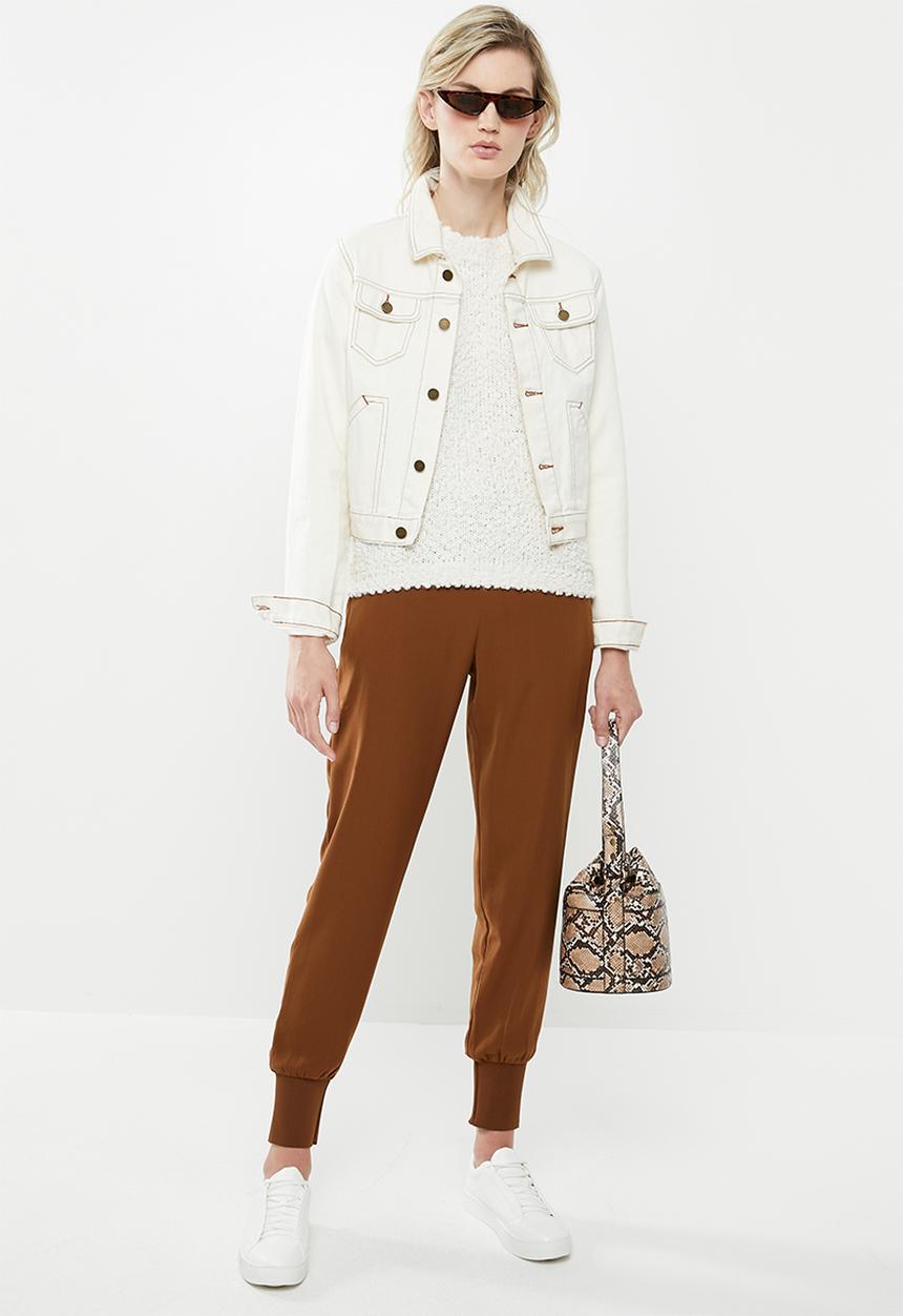 Vero Moda - Agnes o-neck blouse - cream