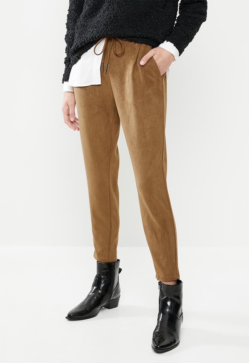 Vero Moda - Eva loose soft cord pants - brown