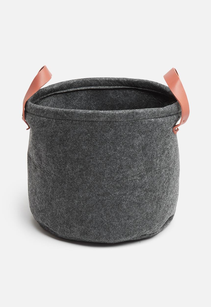 Bathroom Solutions - Felt round storage basket - black