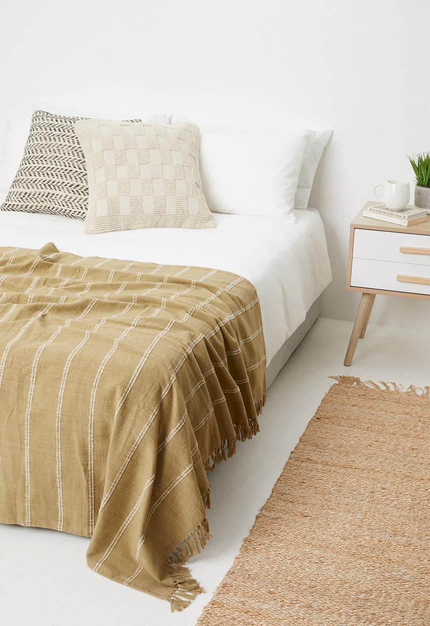 H&S - Rio striped throw - taupe