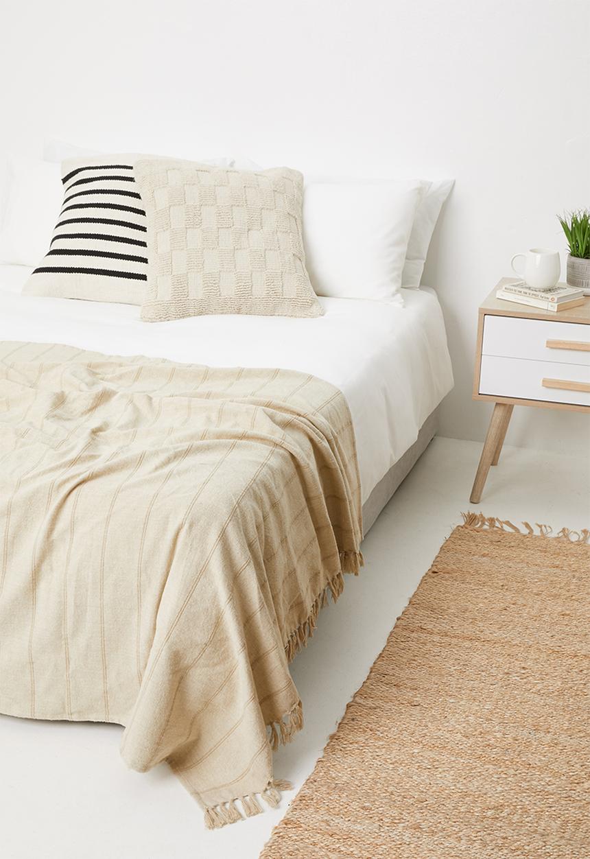 H&S - Rio striped throw - cream
