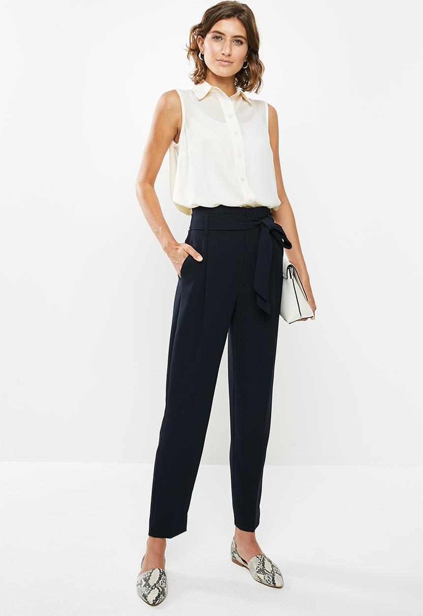 edit - Sleeveless shirt - white