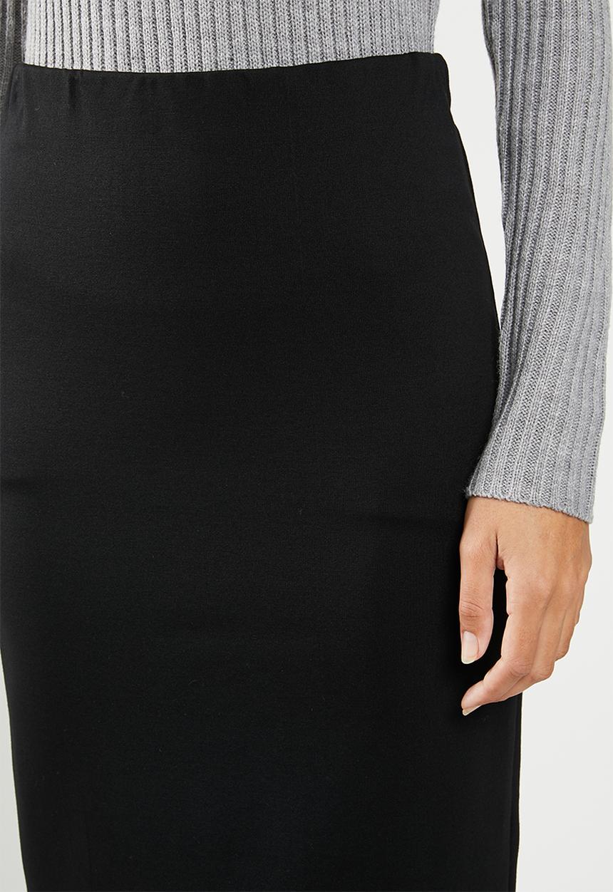 edit - Pull on pencil skirt - black