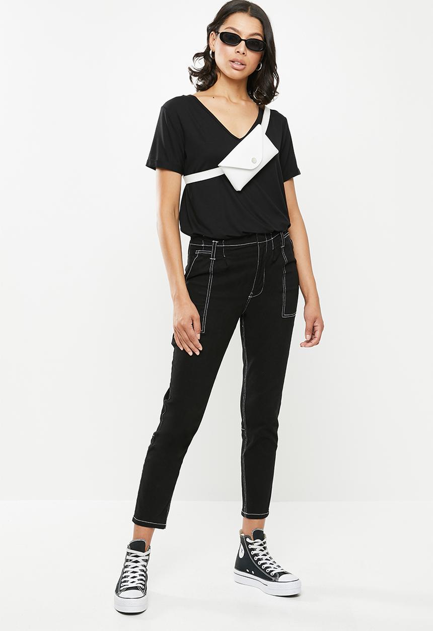 Missguided - Boyfriend v-neck short sleeve T-shirt - black