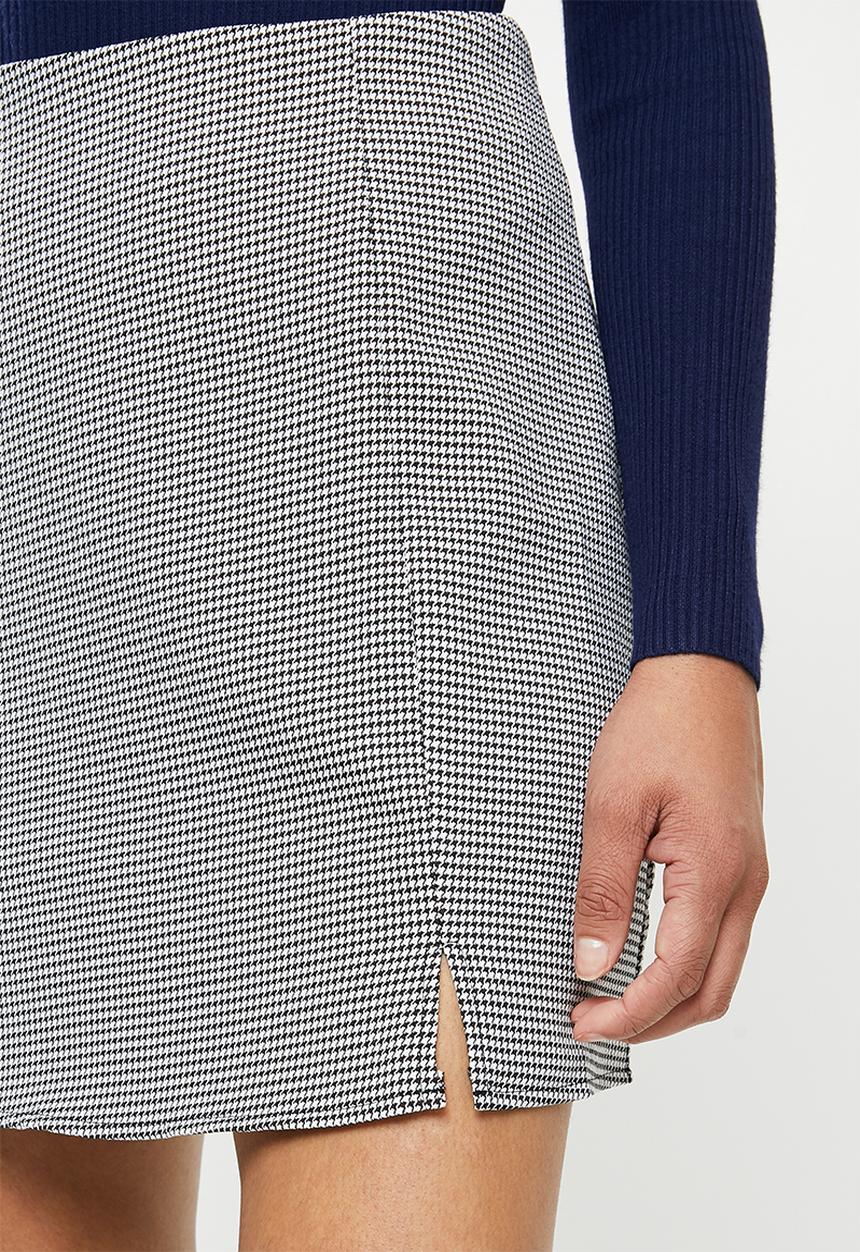 Missguided - Houndstooth check mini skirt - black & white 