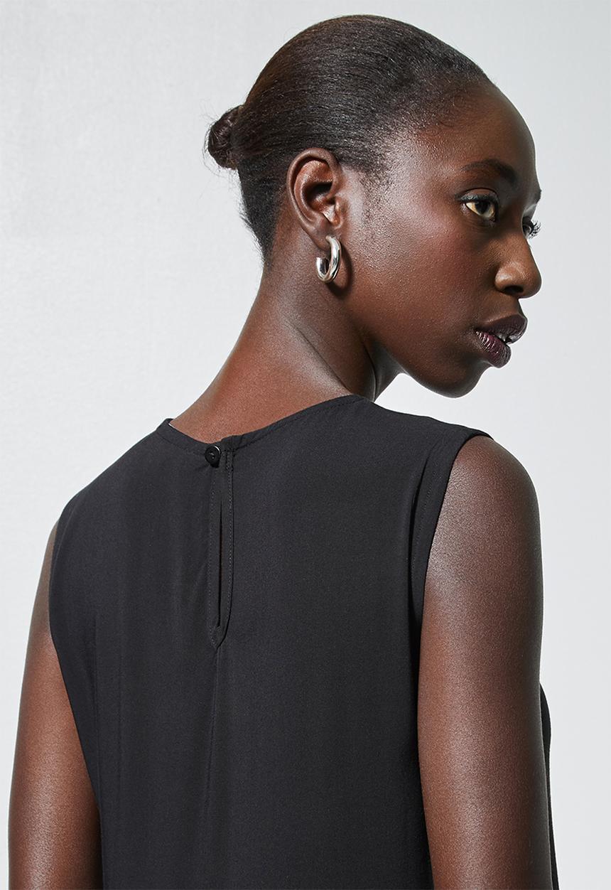 Superbalist - Sleeveless tiered dress - black