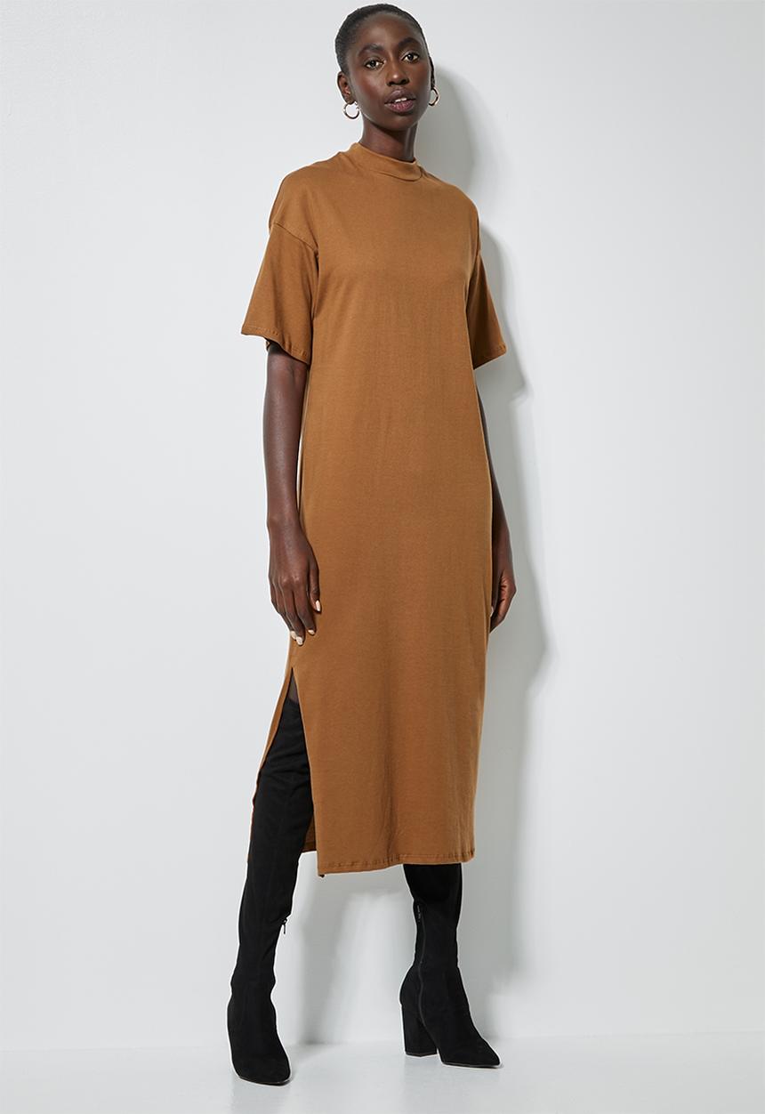 Superbalist - Crew neck T-shirt dress - brown