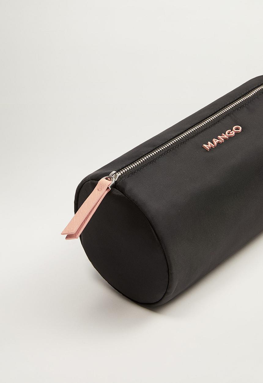MANGO - Tomas cosmetic bag - black