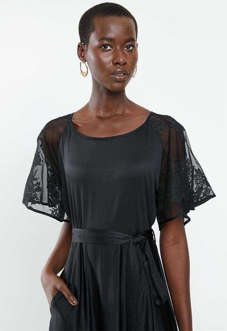 AMANDA LAIRD CHERRY - Overlay dress with flutter sleeves - black