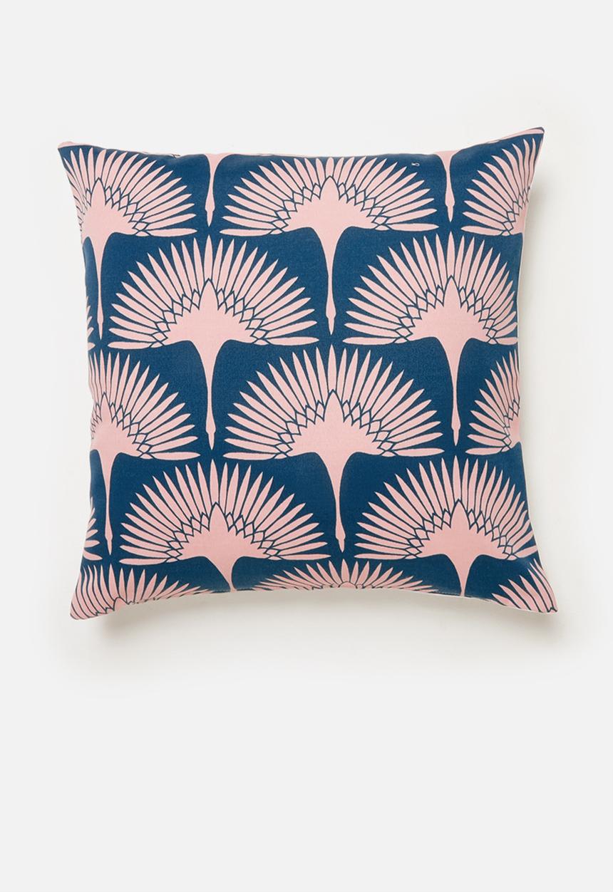 Grey Gardens - Swans cushion cover - blue
