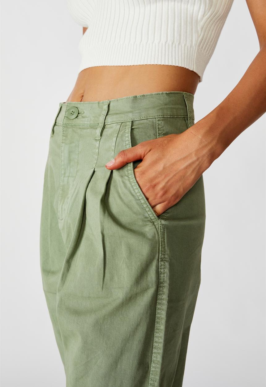 Cotton On - Hunter pleated pant - oil green