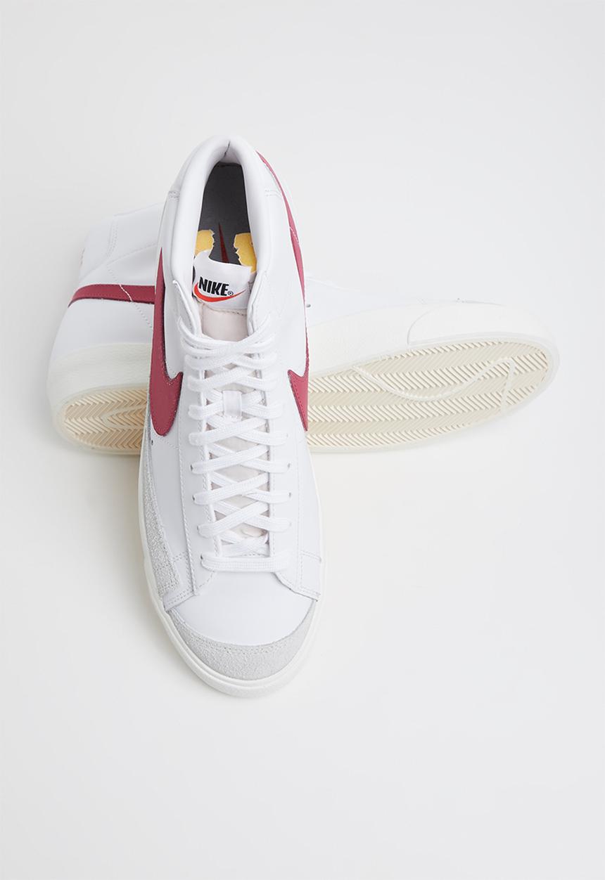 Nike - Blazer mid '77 vintage - white / worn brick-sail