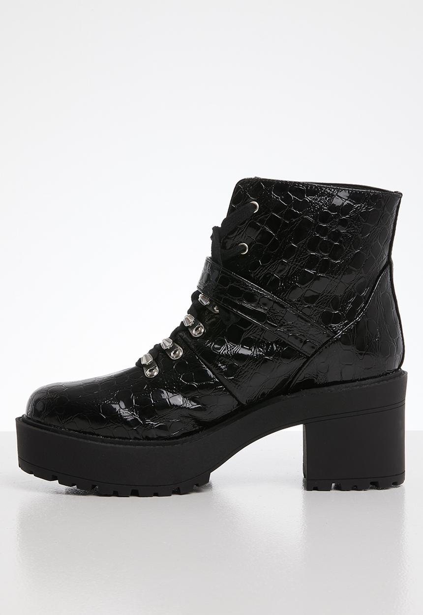 Public Desire - Attitude biker boot - black